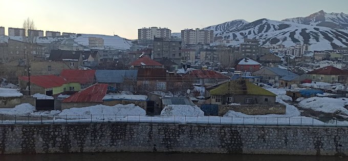 Efeler Karakolu