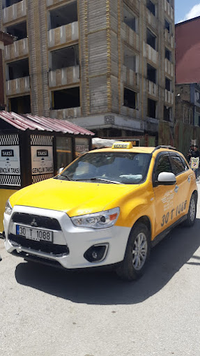 Yuksekova Taksi Mehmet Durna
