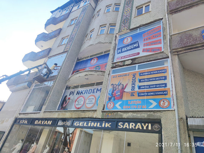 Pi Akademi
