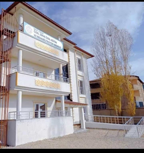 Ozel Zirve Ozel Egitim Fizik Tedavi ve Rehabilitasyon Merkezi
